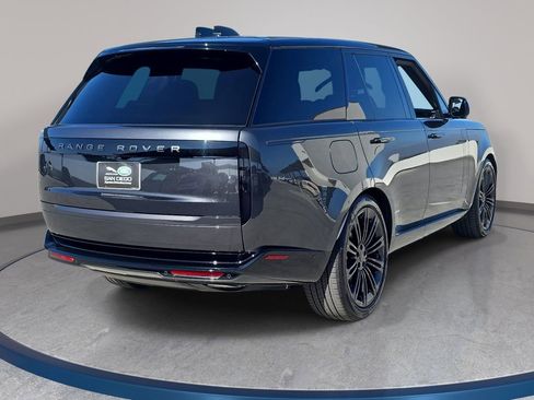 New 2026 Land Rover Range Rover SE image 5