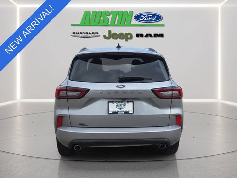 Used 2024 Ford Escape ST-Line w/ Tech Pack #1 AWD/4WD image 4