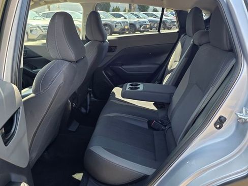 Used 2025 Subaru Crosstrek 2.0i Premium image 18
