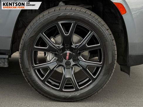 Used 2021 GMC Yukon Denali w/ Denali Premium Package AWD/4WD image 16