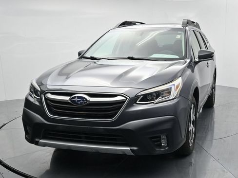 Used 2021 Subaru Outback Limited XT AWD/4WD image 3