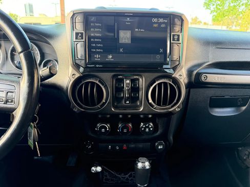 Used 2016 Jeep Wrangler Unlimited Sport w/ Quick Order Package 24S AWD/4WD image 14
