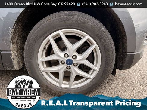Used 2022 Ford Edge SEL AWD/4WD image 10