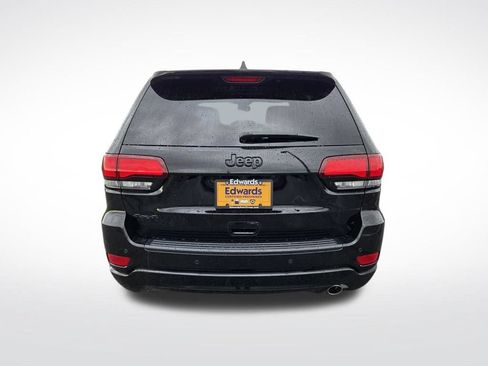 Used 2021 Jeep Grand Cherokee Laredo X AWD/4WD image 4