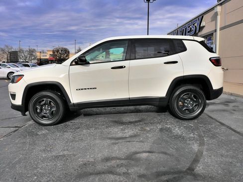 Used 2019 Jeep Compass Sport image 8