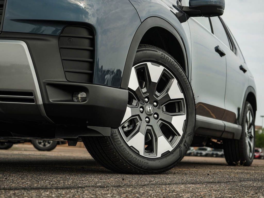 New 2026 Honda Pilot Elite image 6