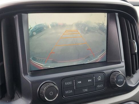 Used 2016 Chevrolet Colorado Z71 image 19