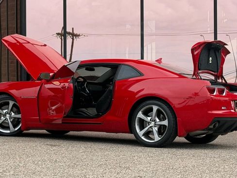 Used 2013 Chevrolet Camaro SS w/ RS Package RWD image 29