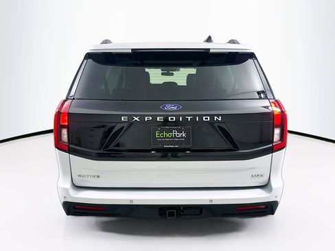 Used 2025 Ford Expedition Max Active image 7