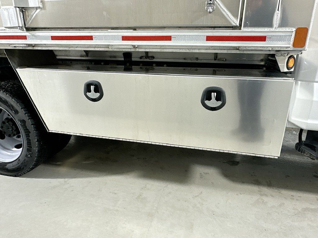 New 2026 Ford F550 4x4 Regular Cab Super Duty image 29