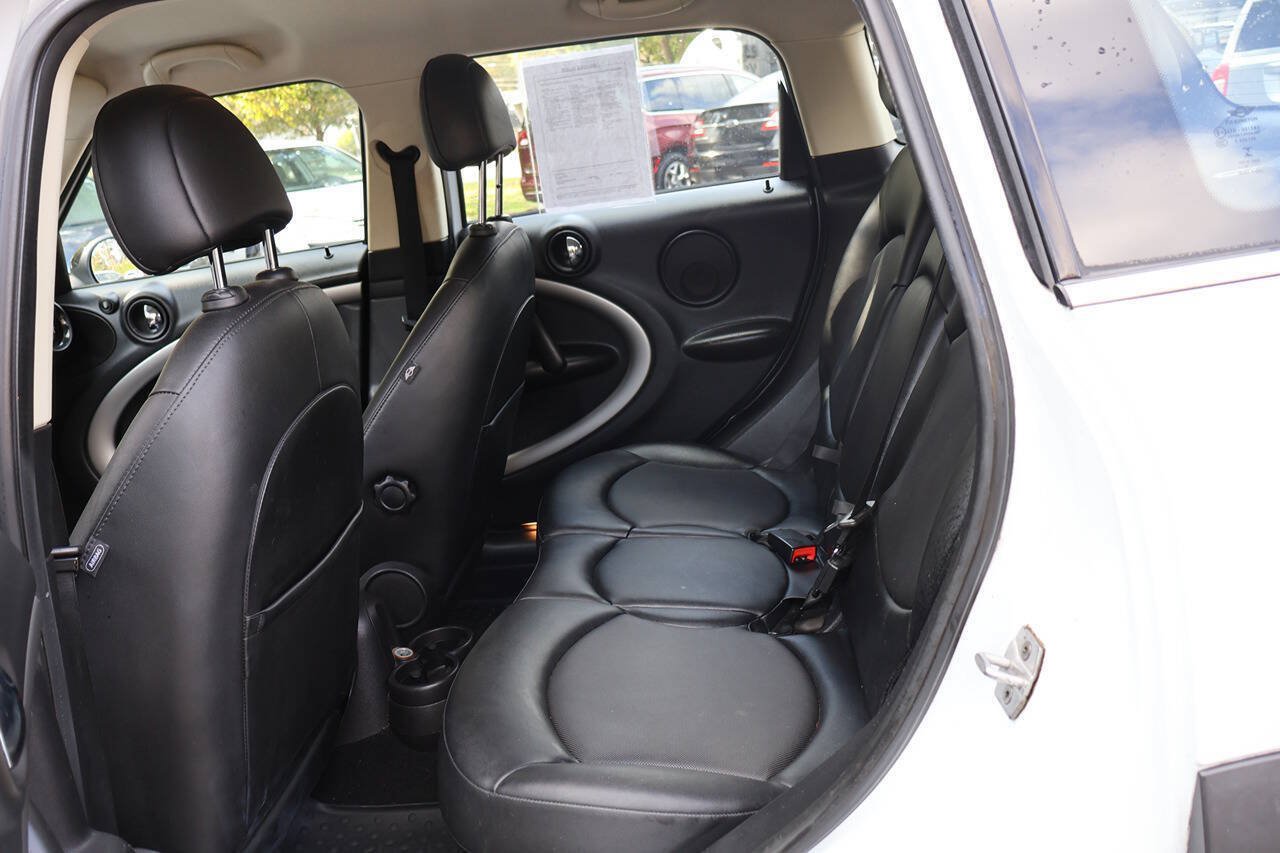 Used 2016 MINI Cooper Countryman FWD image 19