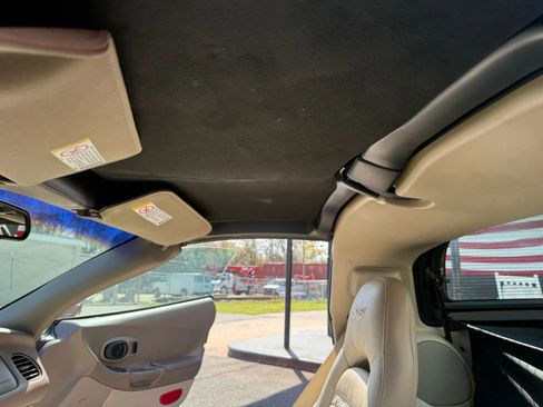 Used 2003 Chevrolet Corvette Coupe w/ Preferred Equipment Group image 25