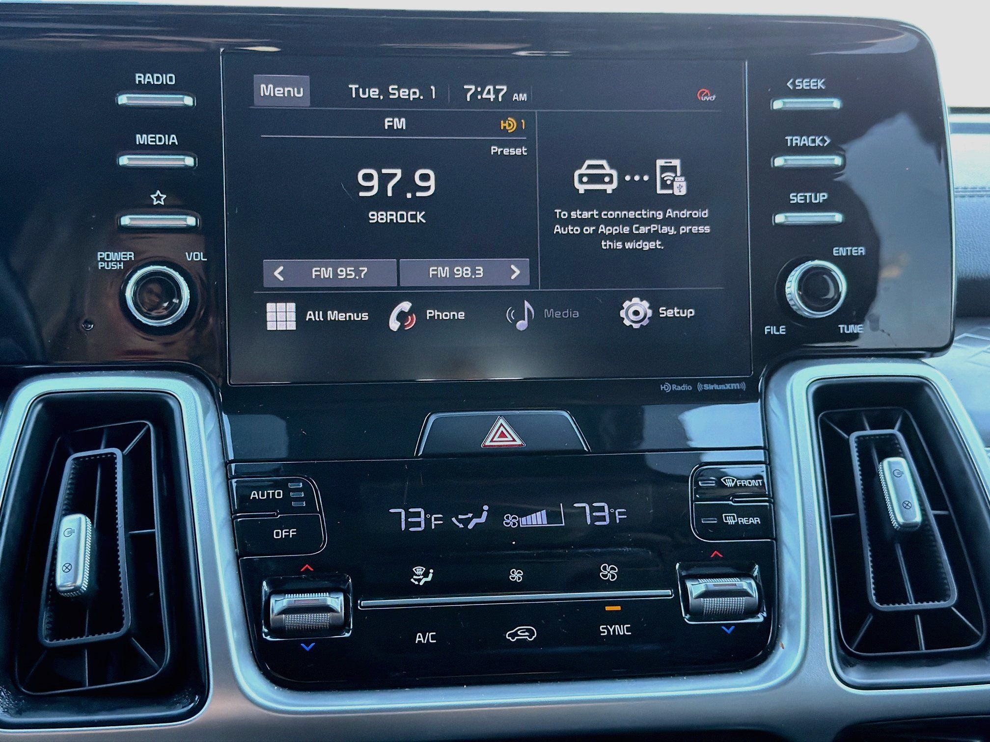Used 2021 Kia Sorento S w/ Panoramic Sunroof Package FWD image 31