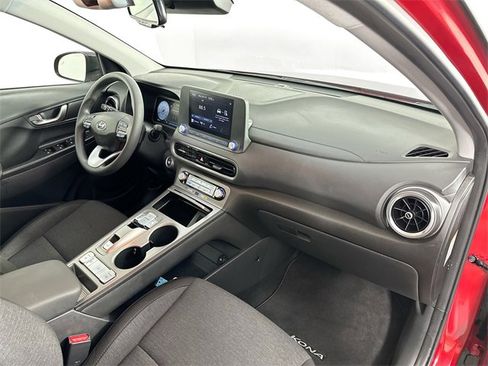 Used 2023 Hyundai Kona SE w/ Cargo Package image 29