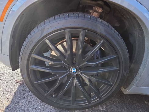 Used 2024 BMW X5 M60i image 5