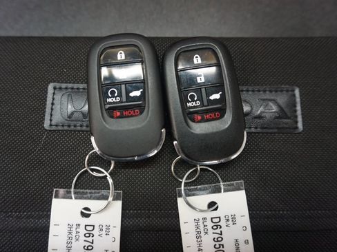 Used 2024 Honda CR-V EX image 17