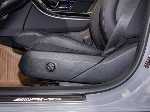 Used 2026 Mercedes-Benz GLC 43 AMG GLC 43 AMG image 15