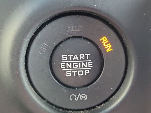 Used 2020 Jeep Gladiator Sport w/ Quick Order Package 24S image 30