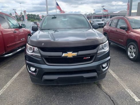 Used 2019 Chevrolet Colorado Z71 AWD/4WD image 5