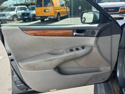 Used 2006 Lexus ES 330 image 16