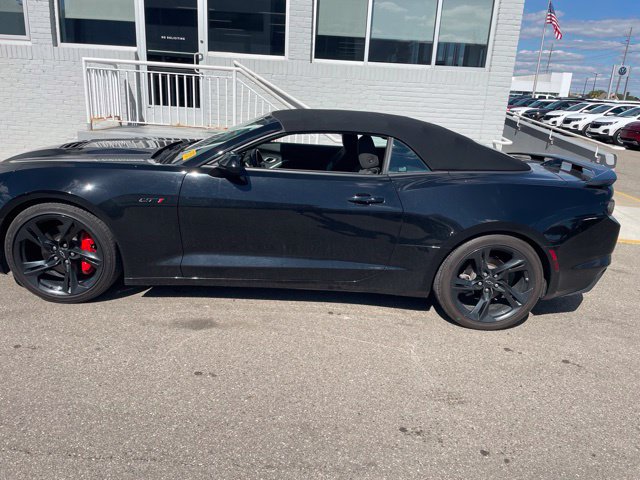 Certified 2022 Chevrolet Camaro LT w/ RS Package RWD image 40