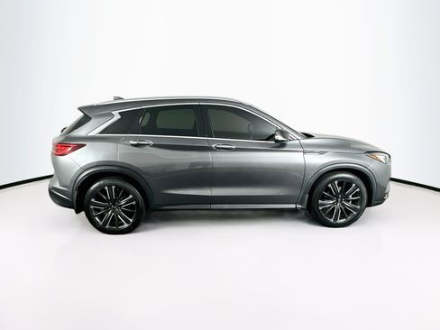 Used 2022 INFINITI QX50 Luxe w/ Appearance Package AWD/4WD image 10