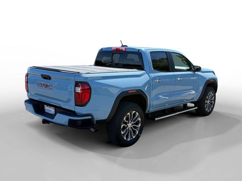Used 2026 GMC Canyon Denali AWD/4WD image 5