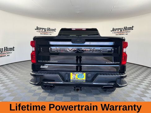 Used 2022 Chevrolet Silverado 1500 Custom Trail Boss image 8