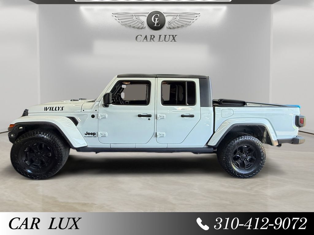 Used 2021 Jeep Gladiator Sport AWD/4WD image 2