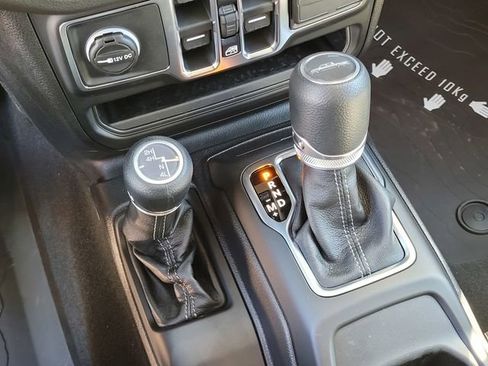 New 2026 Jeep Gladiator Sport image 20