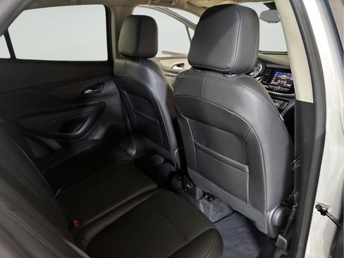 Used 2022 Buick Encore Preferred w/ Safety Package AWD/4WD image 21