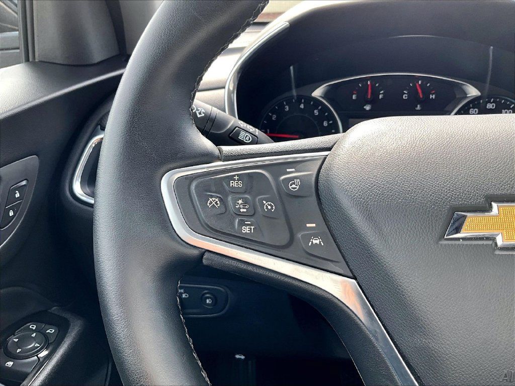 Used 2023 Chevrolet Equinox Premier AWD/4WD image 19