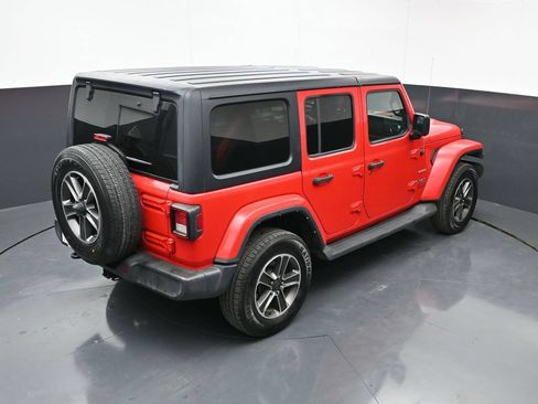 Used 2023 Jeep Wrangler Unlimited Sahara AWD/4WD image 36