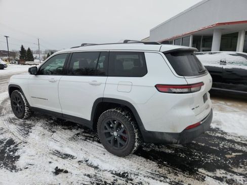 Used 2021 Jeep Grand Cherokee L Limited image 4
