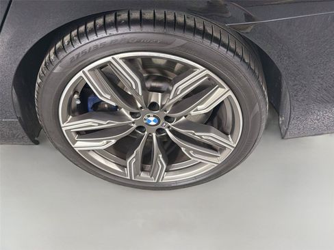 Used 2018 BMW M760i xDrive AWD/4WD image 35