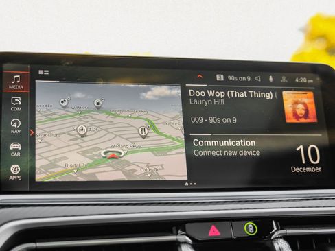 Used 2022 BMW X5 M50i w/ Executive Package image 29