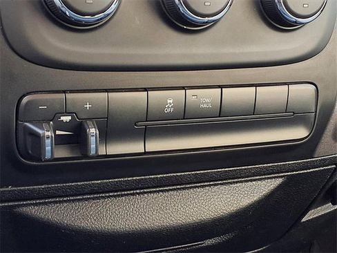 Used 2018 RAM 1500 Express w/ Express Value Package image 9