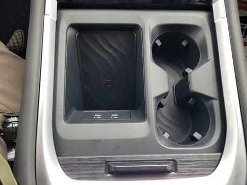New 2026 Nissan Armada SL w/ Captain's Chari Seat Package AWD/4WD image 25