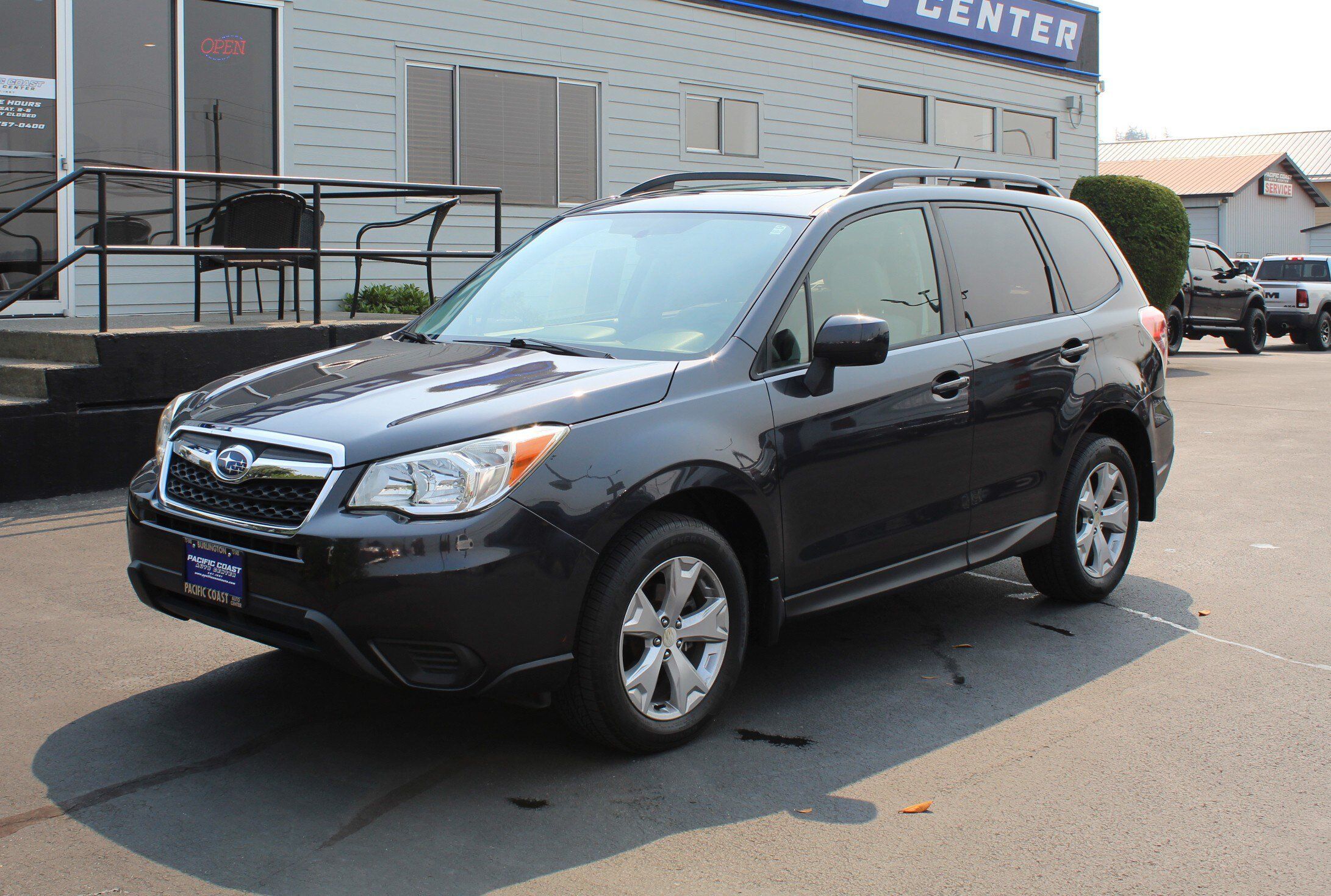 Used 2014 Subaru Forester 2.5i Premium w/ All-Weather Package AWD/4WD image 2