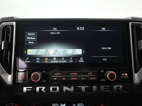 Used 2025 Nissan Frontier SV w/ SV Convenience Package AWD/4WD image 16