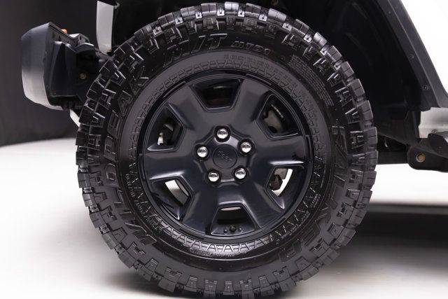 Used 2020 Jeep Gladiator Mojave AWD/4WD image 5