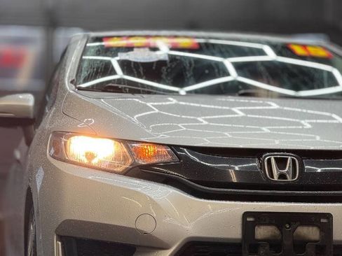 Used 2015 Honda Fit LX image 19