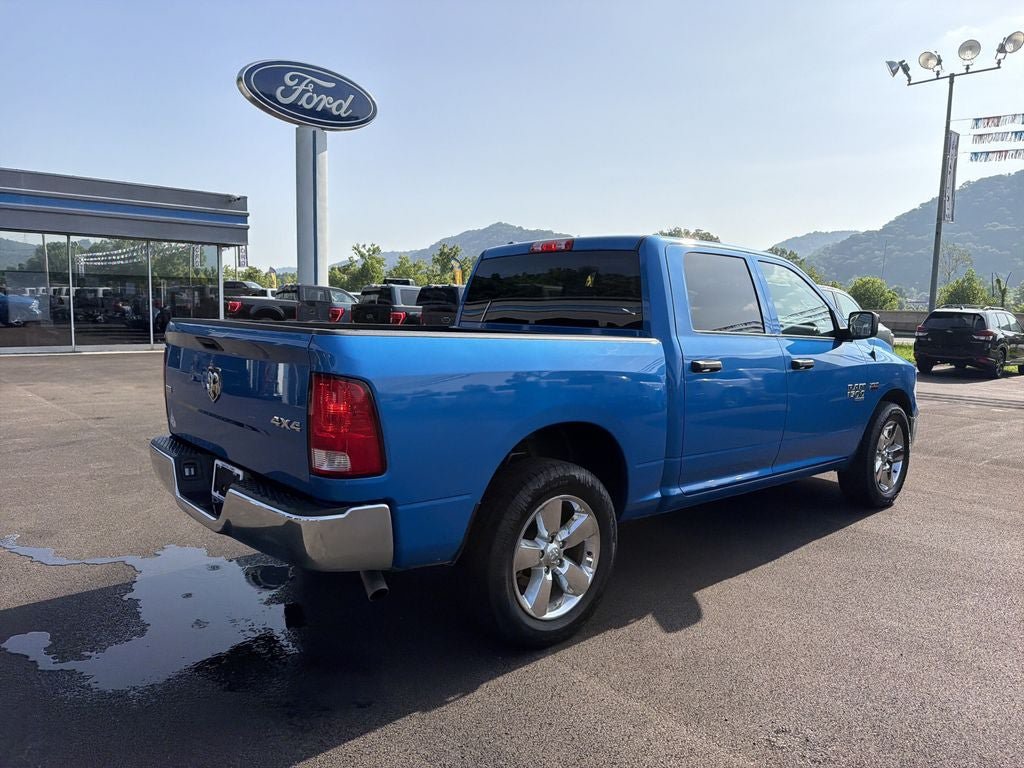 Used 2023 RAM 1500 Classic SLT AWD/4WD image 4