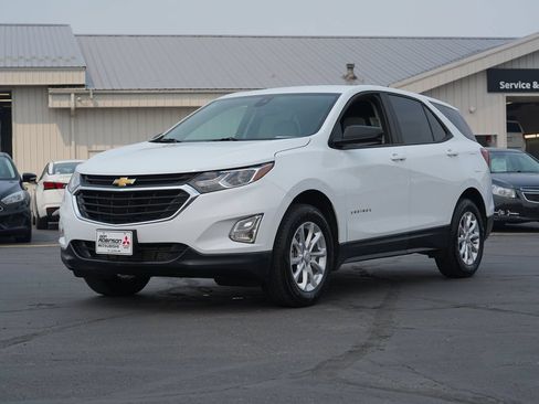 Used 2020 Chevrolet Equinox LS AWD/4WD image 7