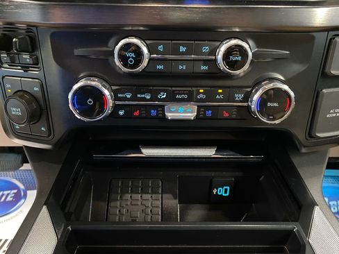 Used 2023 Ford F350 Lariat w/ Lariat Ultimate Package image 28