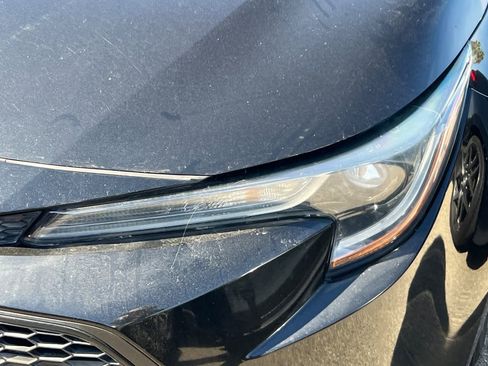 Used 2022 Toyota Corolla LE image 11