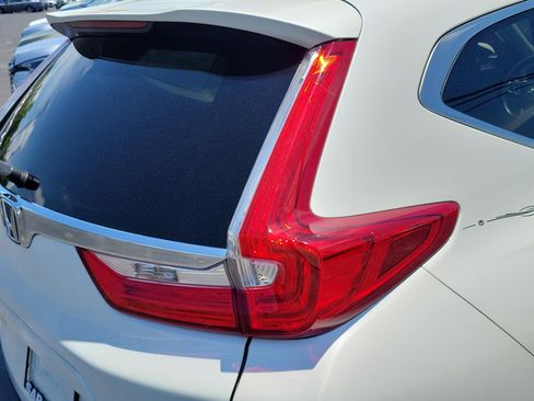 Used 2018 Honda CR-V Touring image 11