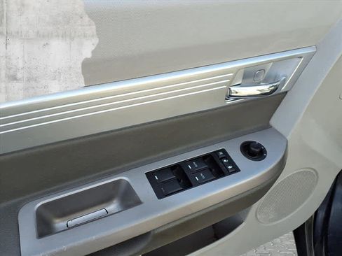 Used 2008 Chrysler Sebring Touring w/ Special Touring Group image 12