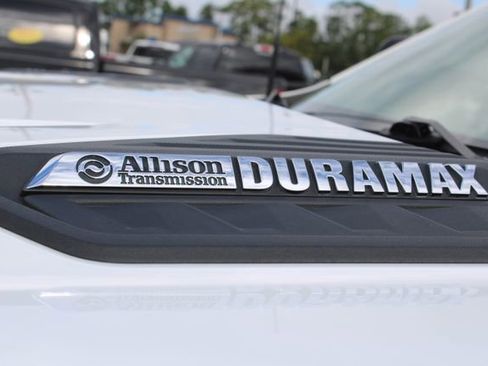 Used 2022 Chevrolet Silverado 2500 LT w/ Convenience Package image 17