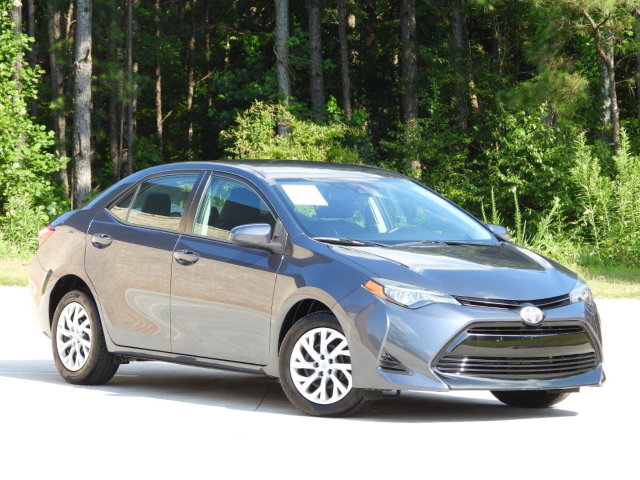 Used 2019 Toyota Corolla LE FWD image 10